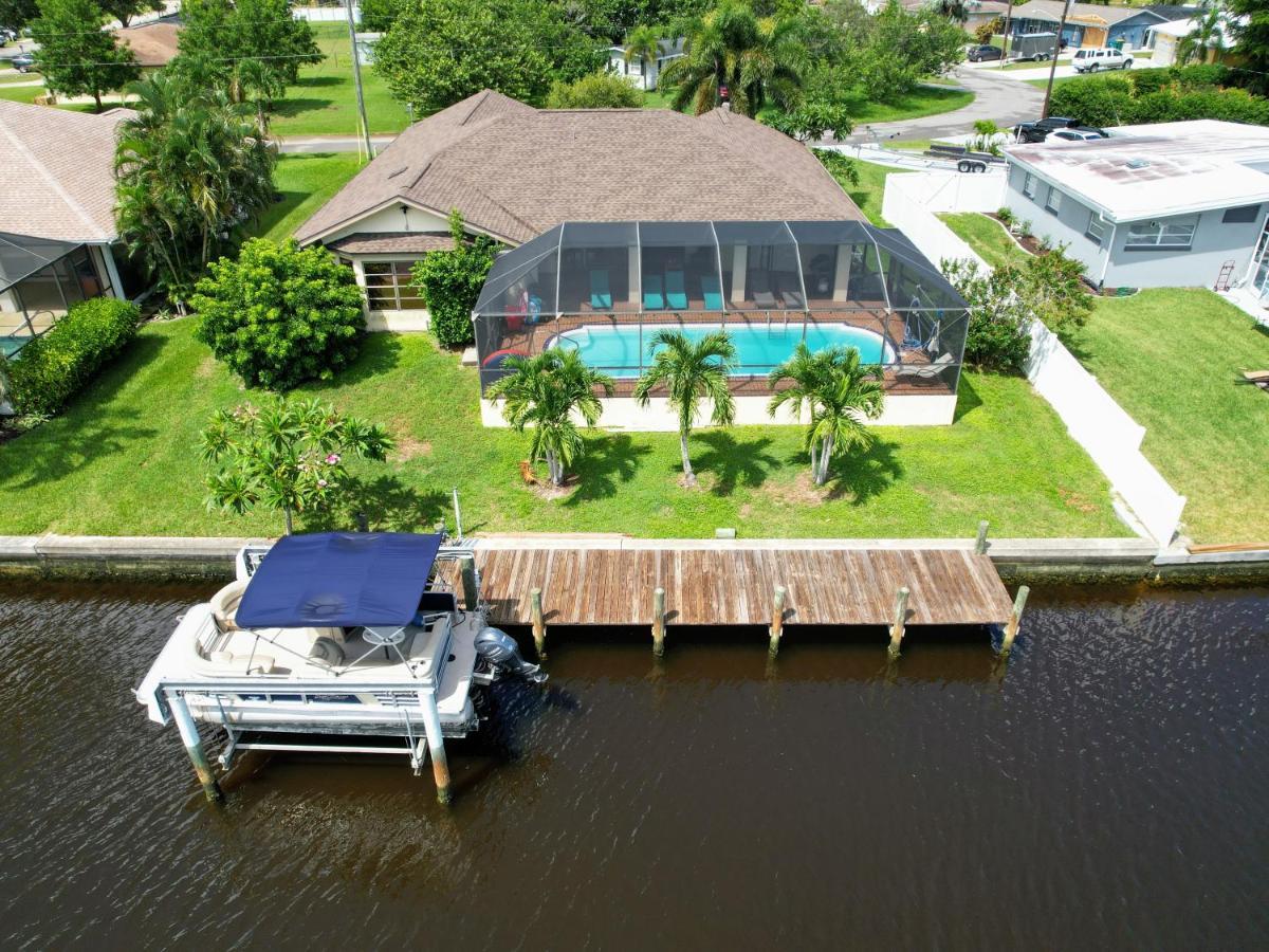 House With A Boatyour Private Waterfront Resort Port Charlotte Esterno foto